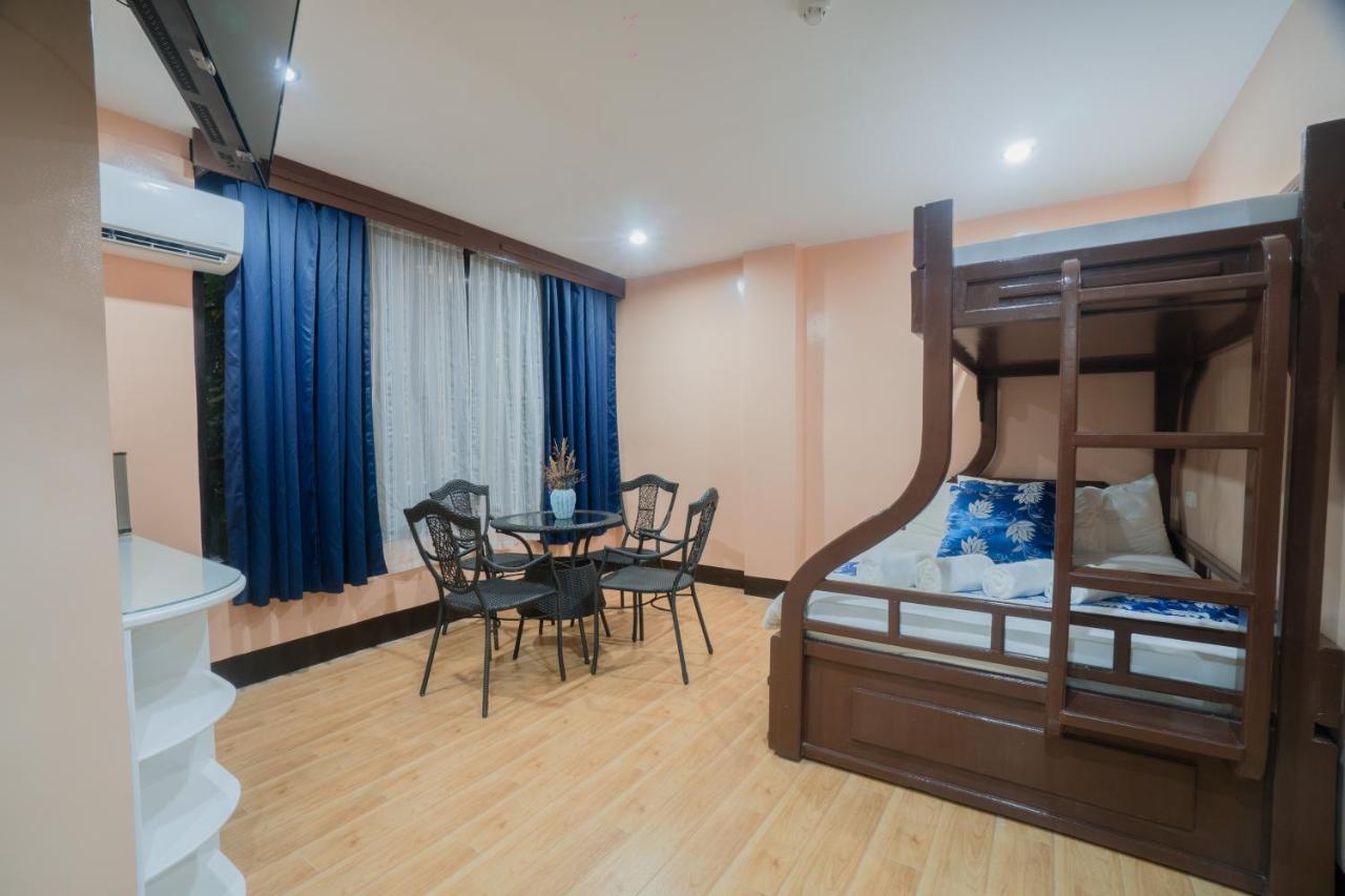 Skylodge Resort Coron Exterior photo