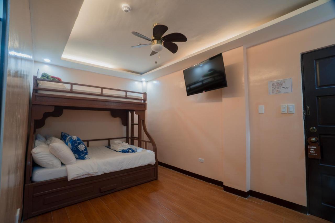 Skylodge Resort Coron Exterior photo