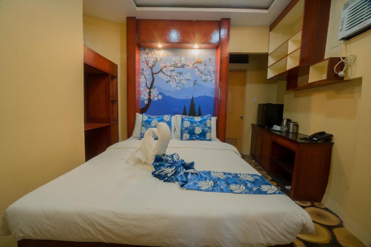 Skylodge Resort Coron Exterior photo