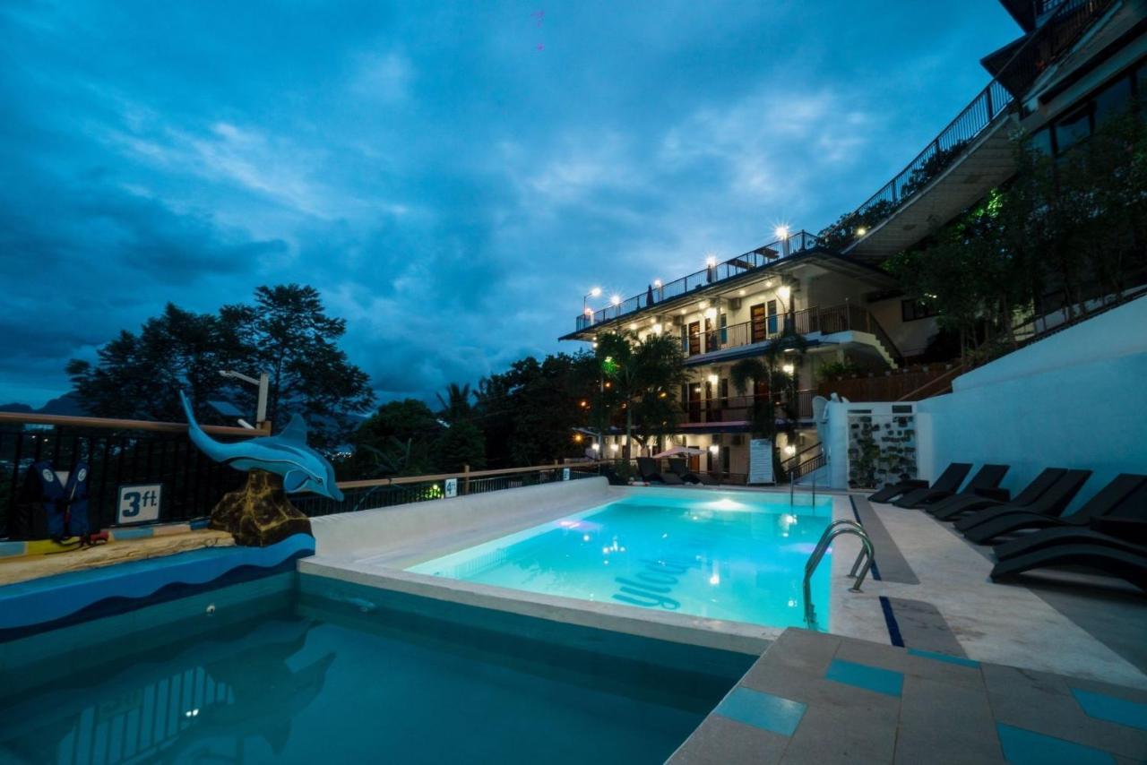 Skylodge Resort Coron Exterior photo