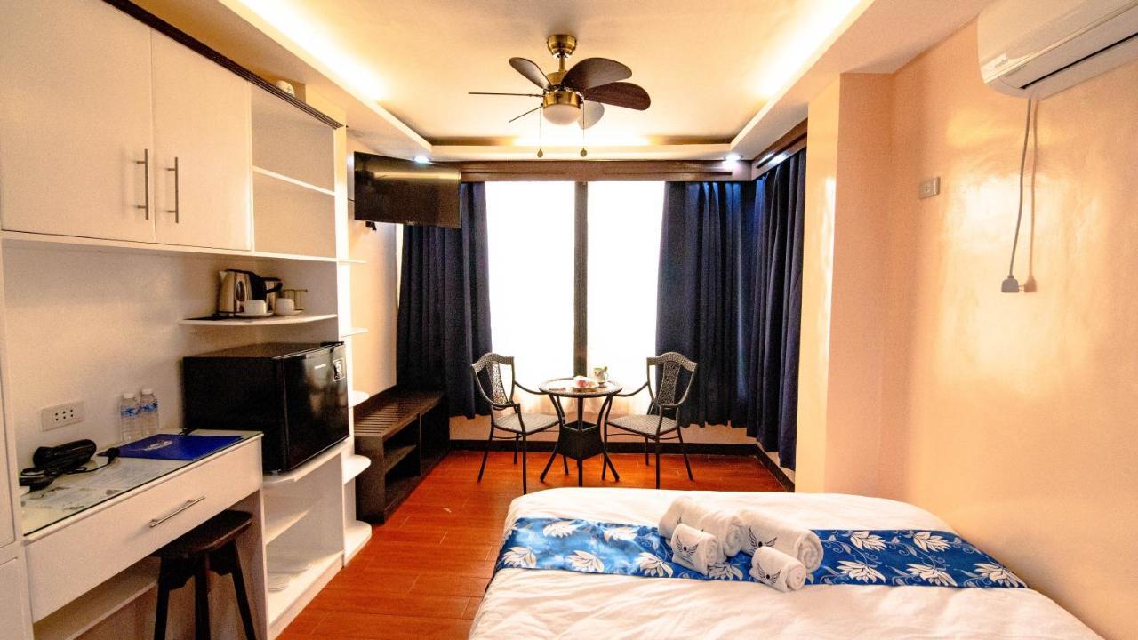 Skylodge Resort Coron Exterior photo